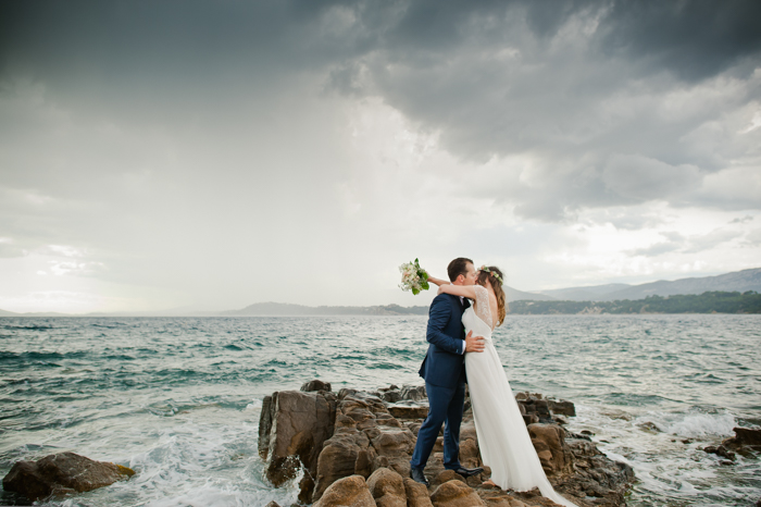 Un mariage au bord de la mer - couple