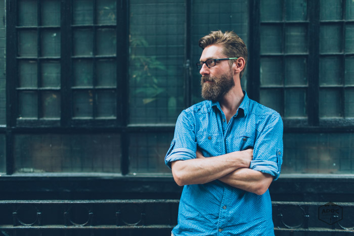 Portrait de cédric, photographe