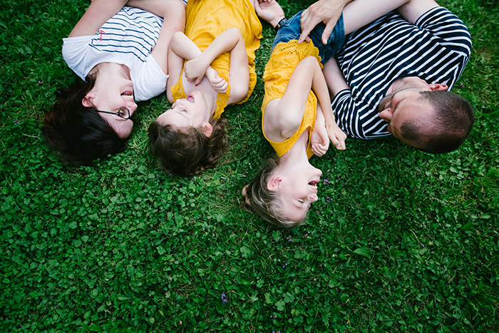 Une photo de famille renversante, spontané, lifestyle et plein de rire et d'amour !