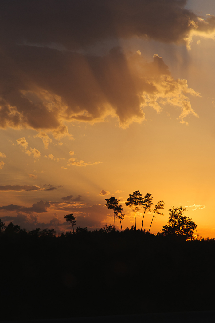 Coucher de soleil dans les tons orange flamboyant !