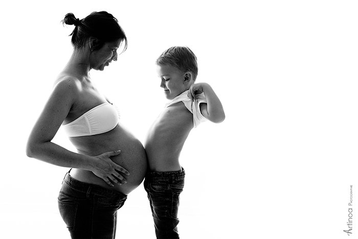 Une photo issue d'une séance grossesse, pour montrer que l'on peut devenir photographe professionnel et vivre de sa passion.