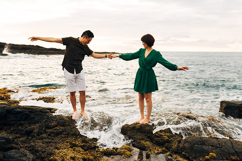 Photo de couple au bord de la mer / Ile de La Réunion